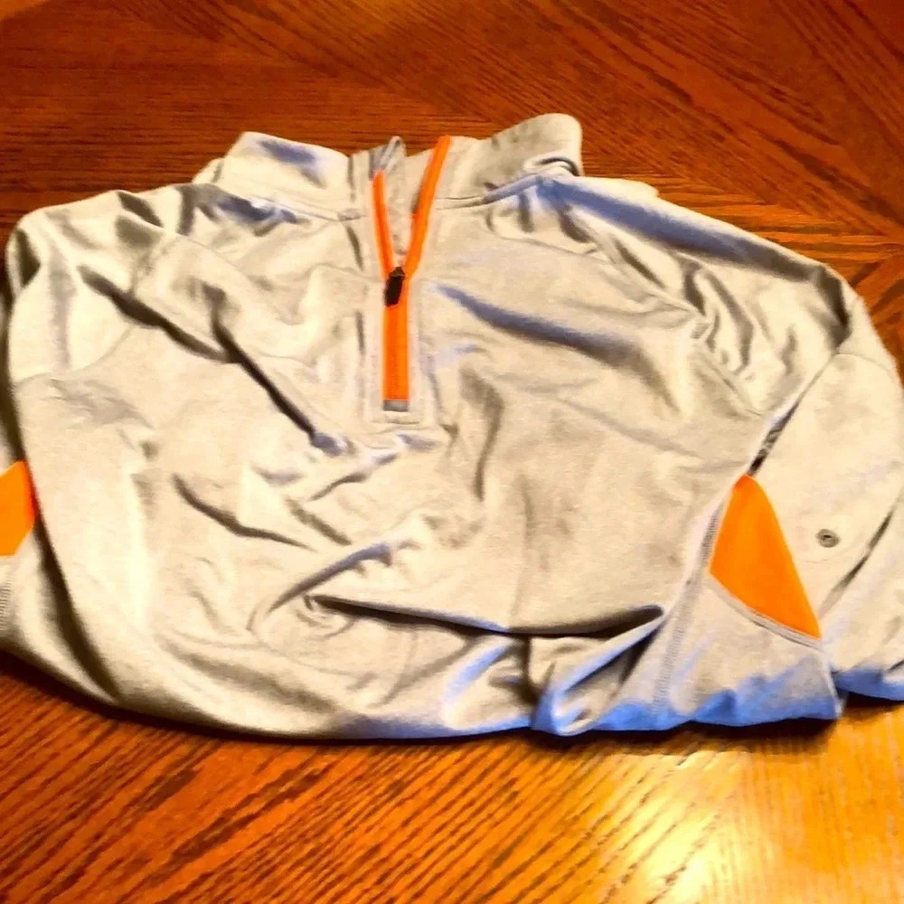 FILA Light Weight Running & Sport Shirt / Jacket - Picture 4 of 4
